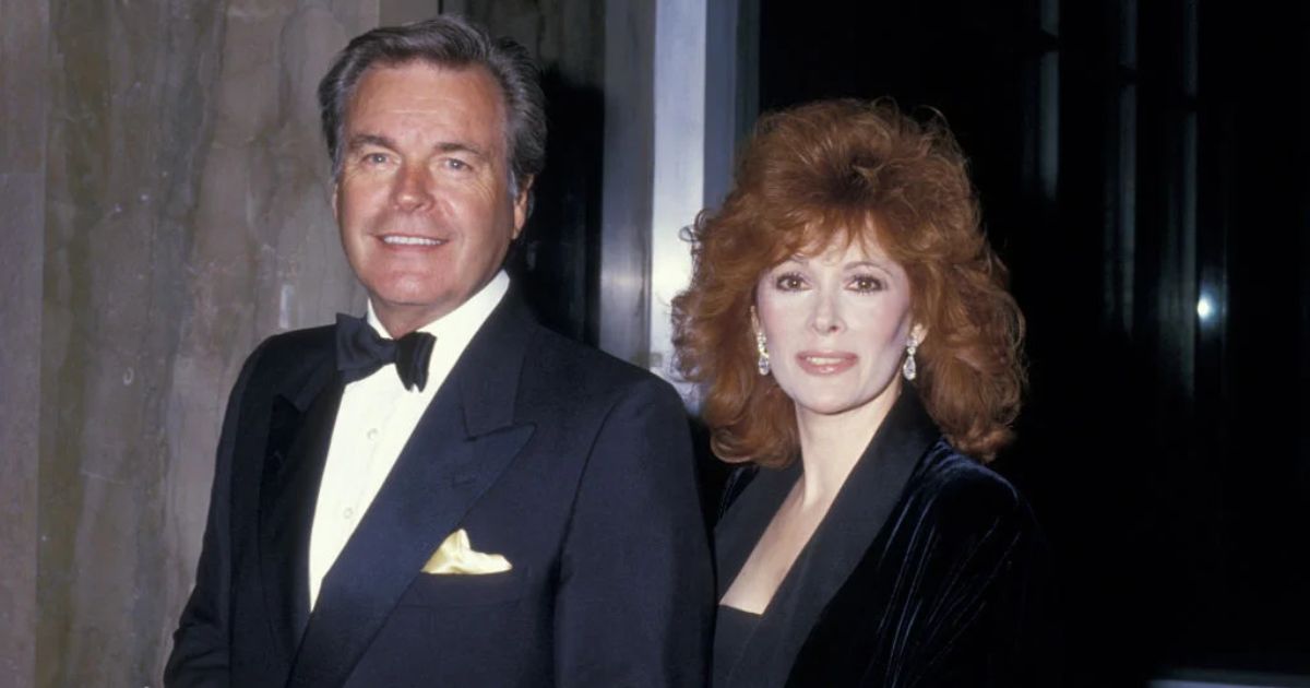 Robert Wagner Net Worth: Hollywood Legend’s Fortune Revealed