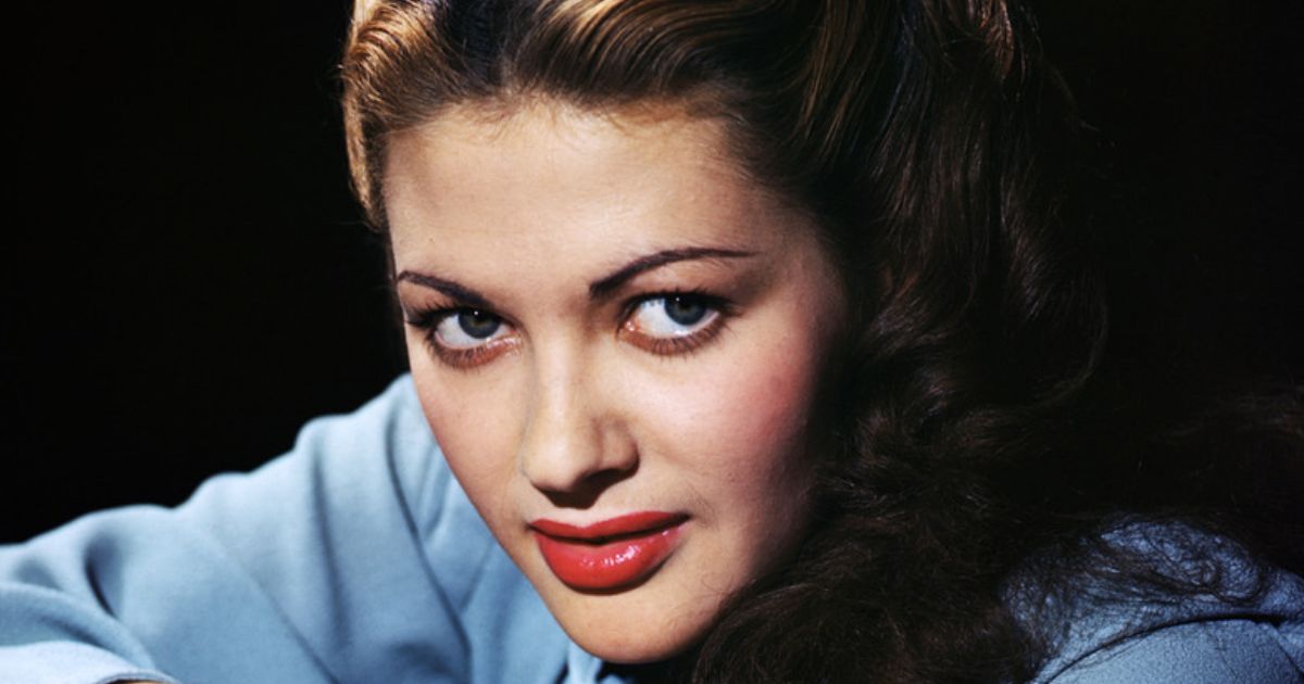 Yvonne De Carlo Net Worth: Golden Age Star’s Fortune Revealed